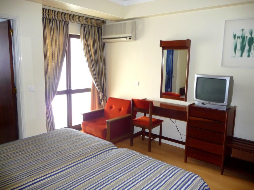 Hotel Tamargueira 피게이라다포즈 객실 사진